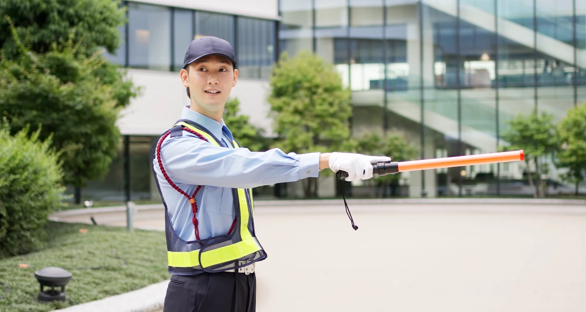 お客様の信頼をあらゆる事業活動の原点に置き、